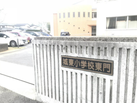 ���ӊ��@-