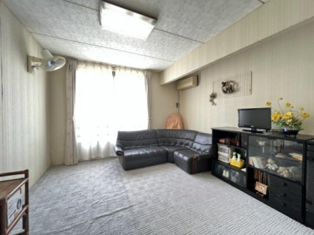 �m���@-
